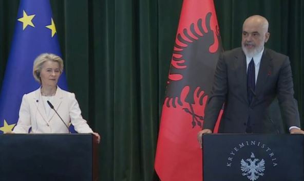 Rama Ursula fon der Lajen.jpg