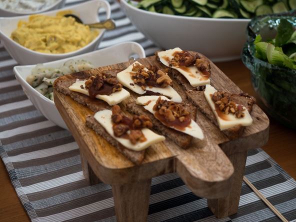 Raženi hleb sa Islanda_1877534356.jpg