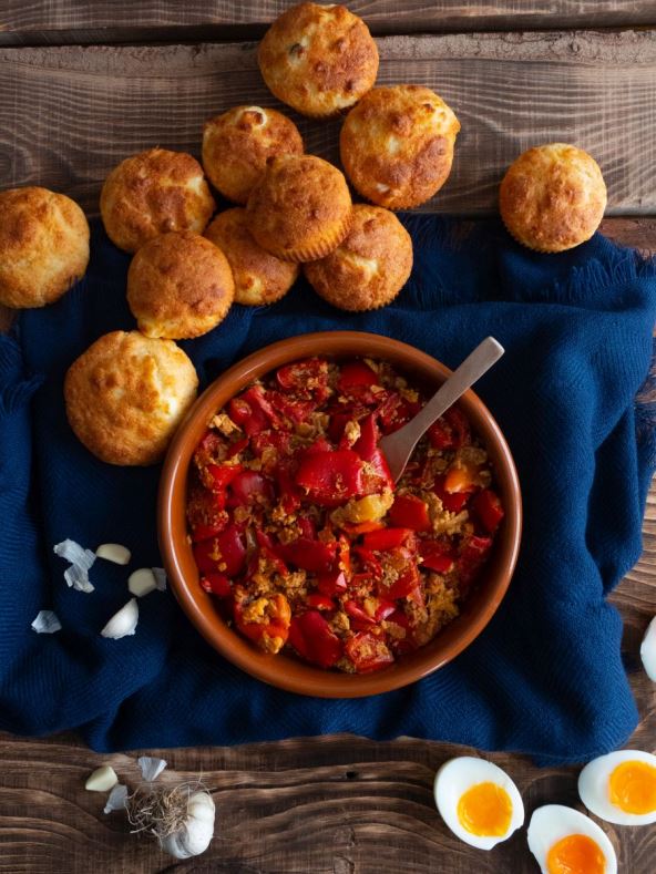 Fotografija Emine Mladenović 'Doručak Dobra Stara Srbija' iz Paraćina