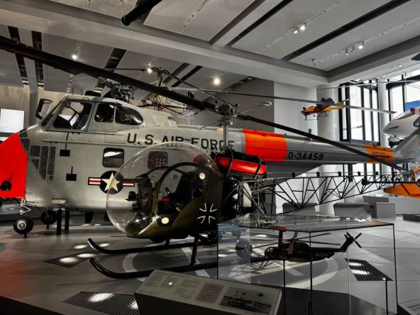 Postavka posvećena avijaciji