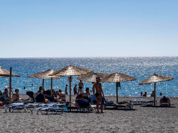 Turisti na plaži na Kritu