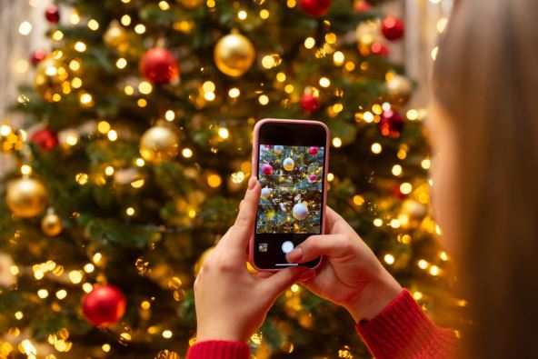 Društvene mreže i praznici