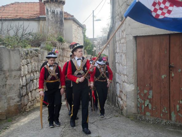 Običaji na lastovske poklade