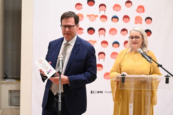 Ambasador Australije Piter Trasvel i Đurđa Papazoglu