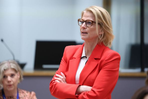 Elizabet Svanteson, švedska ministarka finansija