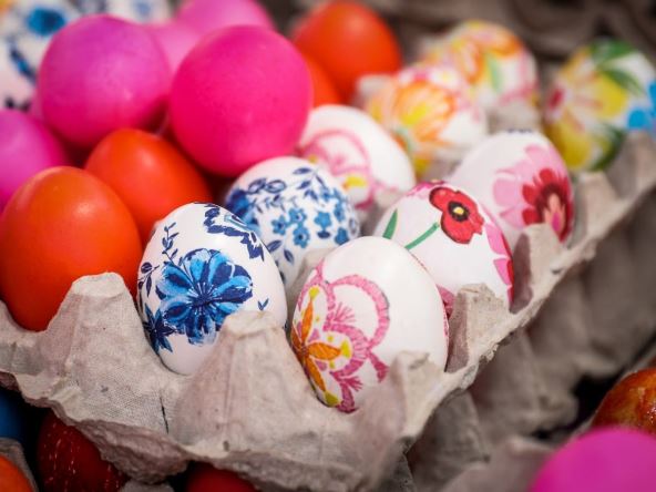 ofarbana uskršnja jaja
