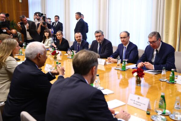 Plenarni razgovor delegacija Srbije i Evropske unije
