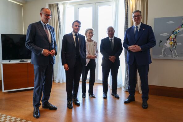 Fridrih Merc, Emanuel Makron, Ursula fon der Lajen, Antonio Košta i Aleksandar Vučić
