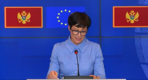 Marta Kos.jpg