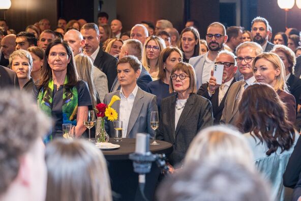 Ambasadorka Nemačke u Srbiji Anke Holštajn sa v.d. predsednicom Srbije Anom Brnabić