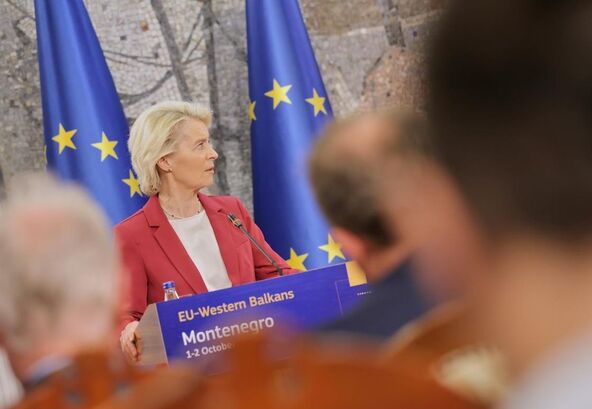 Ursula fon der Lajen u Crnoj Gori