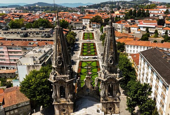 Stara četvrt portugalskog grada Gimarais