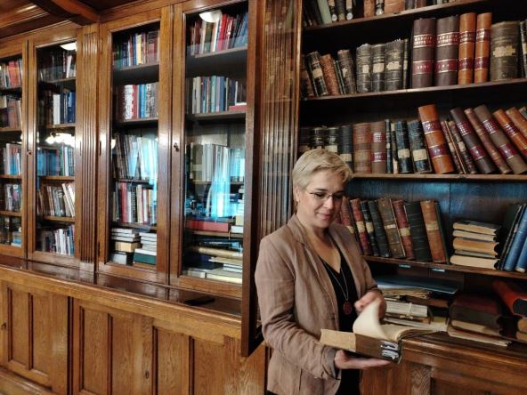 jelena marković, načelnica biblioteke narodne skupštine