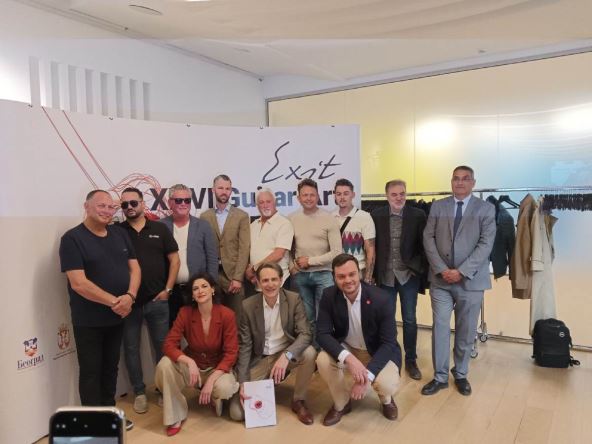 Plamena Halačeva sa učesnicima i organizatorima