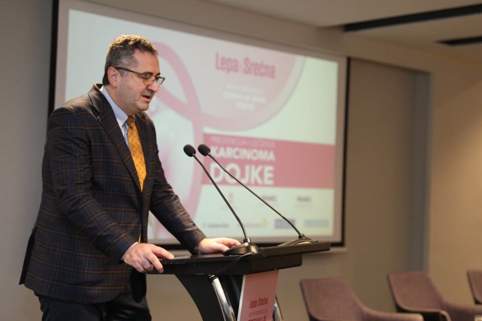 VRHUNSKI STRUČNJACI NA KONFERENCIJI "ZDRAVLJE ŽENA SRBIJE" Ministar Lončar: Značaj skupa ogroman
