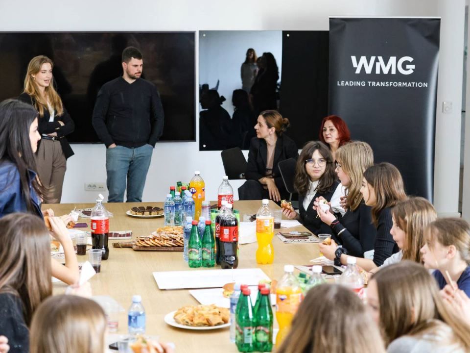 HMCL7225 - autor Nemanja Nikolić.jpg